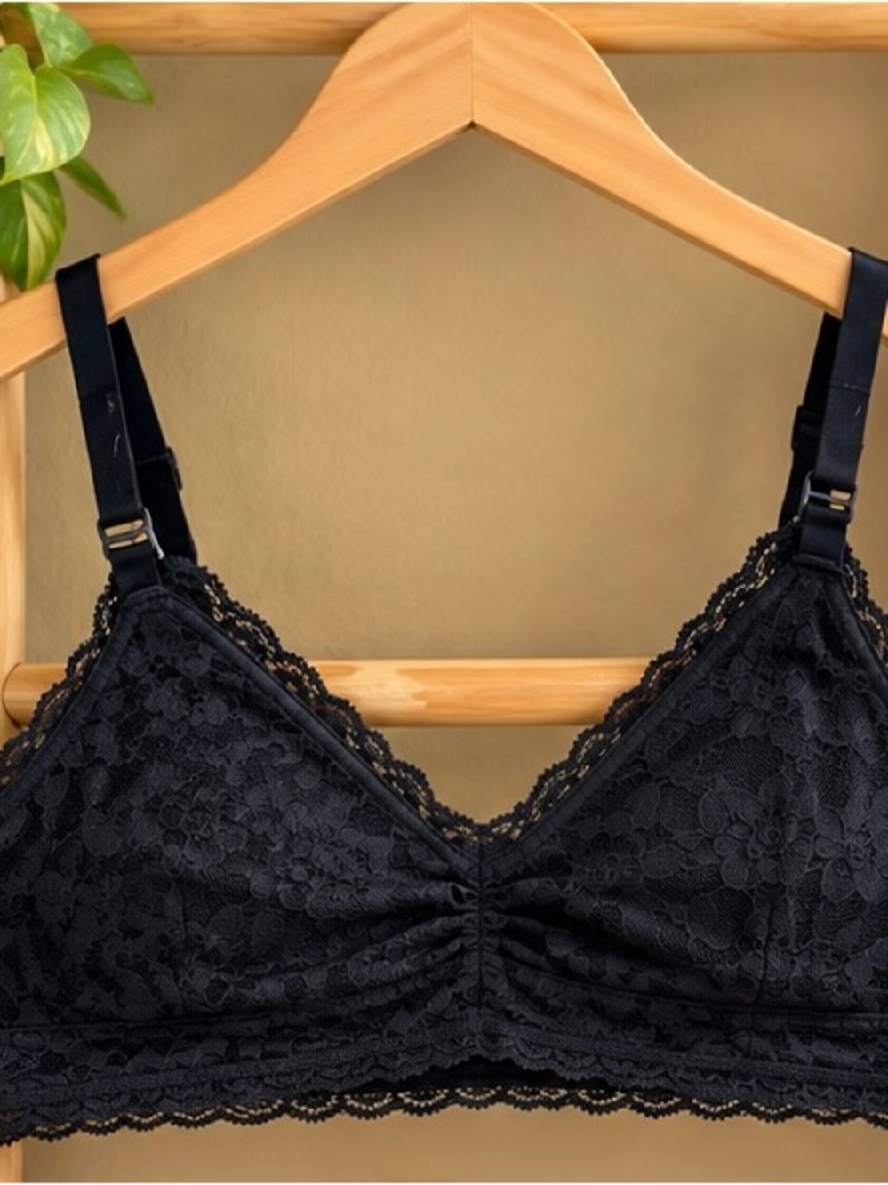 Gap Maternity Black Lace Nursing Bra Size Medium NWOT